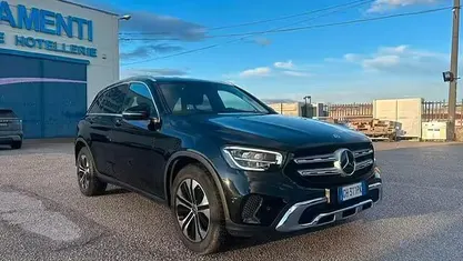 Usata Mercedes GLC220 194 CV (142 kW) 2021 Nero SUV