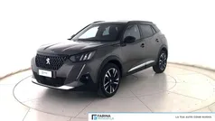 Grigio scuro /tetto nero Usata 2021 Peugeot 2008 GT SUV | 20.200 € (Buon prezzo)