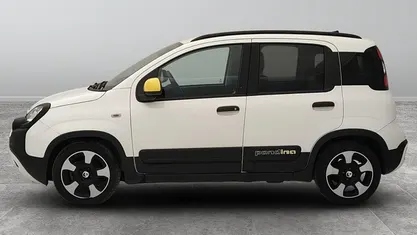 Usata Fiat Panda Cross Cross 70 CV (51 kW) 2025 Bianco Utilitaria