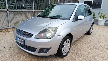 Usata Ford Fiesta 68 CV (50 kW) 2008 Utilitaria