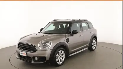 Usata Mini One D Countryman 116 CV (85 kW) 2018 Oro SUV