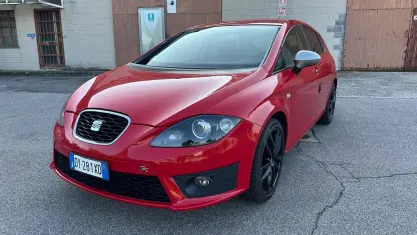 Usata Seat Leon FR 170 CV (125 kW) 2009 Rosso Utilitaria