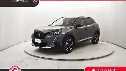 Usata Peugeot 2008 GT 131 CV (96 kW) 2022 Grigio SUV
