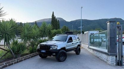 Usata Jeep Grand Cherokee Overland 163 CV (119 kW) 2003 Grigio(met.) SUV