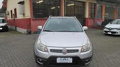 Usata Fiat Sedici Dynamic 120 CV (88 kW) 2012 SUV