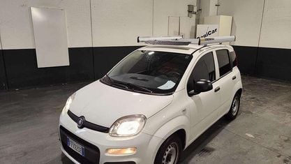 Gebraucht Fiat Panda Pop 69 PS (50 kW) 2019 Weiß Van