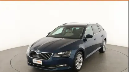 Usata Skoda Superb Style 150 CV (110 kW) 2018 Blu Station wagon
