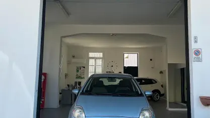 Usata Fiat Grande Punto 77 CV (56 kW) 2006 Grigio Utilitaria