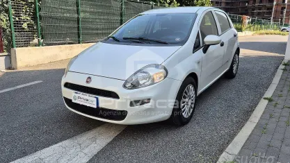 Usata Fiat Punto Street 95 CV (69 kW) 2017 Bianco Utilitaria