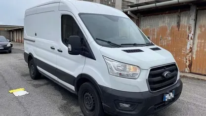 Usata Ford Transit Trend 131 CV (96 kW) 2021 Bianco pastello Berlina