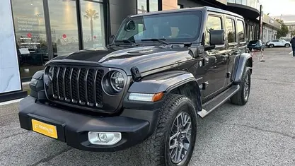 Usata Jeep Wrangler Unlimited Sahara 380 CV (279 kW) 2021 SUV