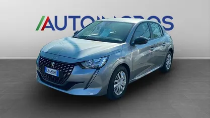Usata 2023 Peugeot 208 Active Due volumi | 13.490 € (Ottimo prezzo)