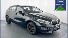 Nero Usata 2022 BMW 118 Sport Line Due volumi | 22.900 € (Ottimo prezzo)