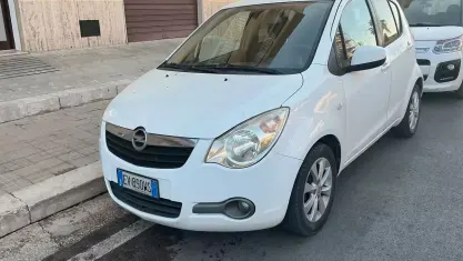 Usata Opel Agila 68 CV (50 kW) 2014 Bianco Utilitaria