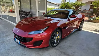 Usata Ferrari Portofino 600 CV (441 kW) 2019 Rosso Cabrio