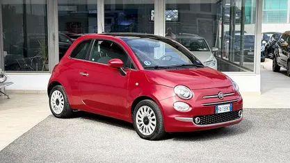 Rosso Usata 2024 Fiat 500 Tre volumi | 13.900 € (Buon prezzo)