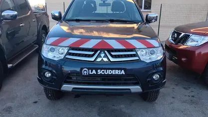 Blu Usata 2014 Mitsubishi L200 Invite Pick-up | 13.999 € (Super prezzo)