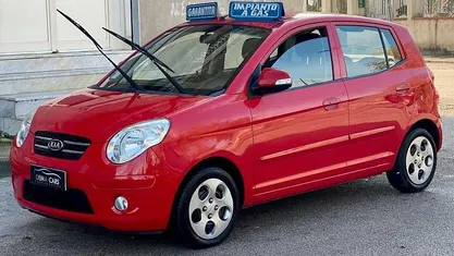 Rosso Usata 2008 Kia Picanto Due volumi | 2650 € (Buon prezzo)
