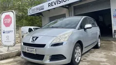 Usata 2010 Peugeot 5008 Premium Monovolume | 5400 € (Buon prezzo)