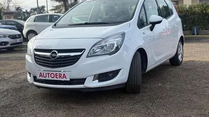 Usata 2015 Opel Meriva Cosmo Monovolume | 9500 € (Molto cara)