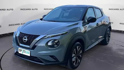 Usata Nissan Juke Acenta 114 CV (83 kW) 2025 Grigio SUV