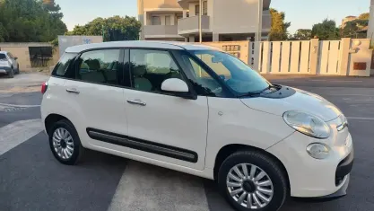 Usata Fiat 500L Lounge 80 CV (58 kW) 2015 Bianco Monovolume