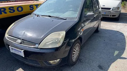 Usata Ford Fiesta 68 CV (50 kW) 2006 Utilitaria