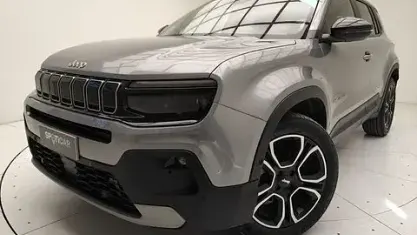 Usata Jeep Avenger Summit 101 CV (74 kW) 2025 Grigio SUV