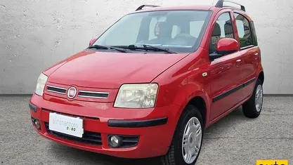 Usata Fiat Panda Dynamic 60 CV (44 kW) 2010 Rosso Utilitaria
