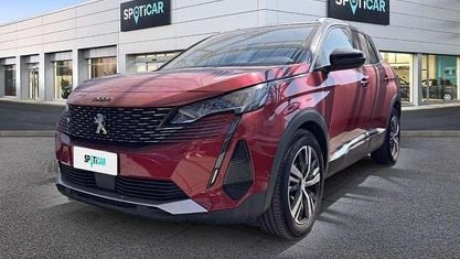 Usata Peugeot 3008 Allure 131 CV (96 kW) 2021 Rosso SUV