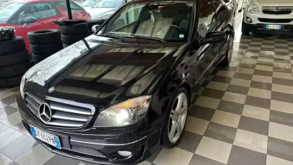 Usata Mercedes CLC220 150 CV (110 kW) 2010 Nero Coupé