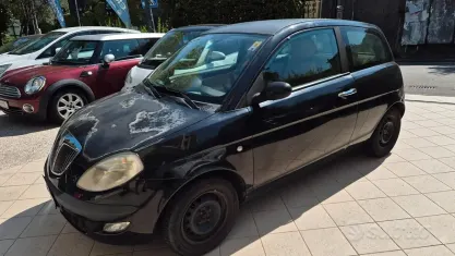 Usata Lancia Ypsilon 69 CV (50 kW) 2005 Nero Utilitaria