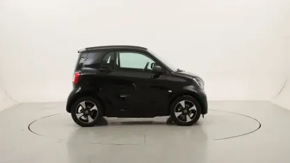 Usata Smart ForTwo Coupé Passion 41 kW (56 CV) 2022 Neronero Utilitaria