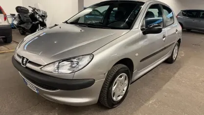 Usata Peugeot 206 60 CV (44 kW) 2000 Grigio Berlina