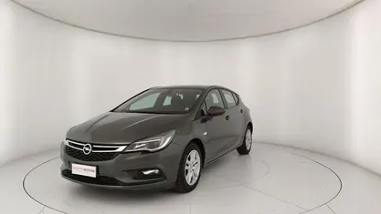 Grigio Usata 2016 Opel Astra Business Due volumi | 8950 € (Buon prezzo)