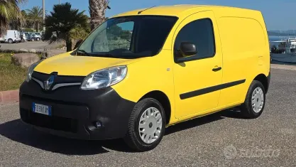 Usata Renault Kangoo 110 CV (80 kW) 2019 Giallo Monovolume