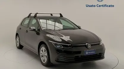Urano grey Usata 2023 VW Golf VIII Life Due volumi | 24.900 € (Buon prezzo)