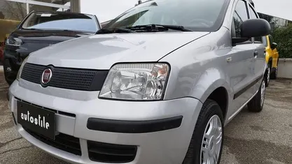 Argento Usata 2011 Fiat Panda Dynamic Due volumi | 5490 € (Buon prezzo)