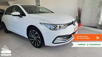 Usata VW Golf VIII Life 110 CV (80 kW) 2021 Berlina