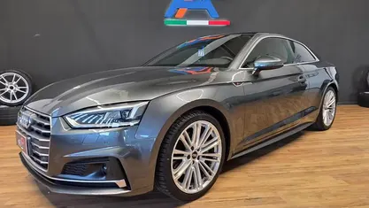 Usata Audi A5 Business 190 CV (139 kW) 2017 Grigio Coupé