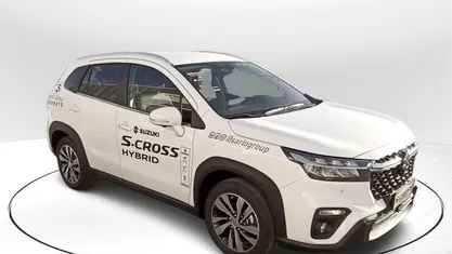 Usata Suzuki SX4 S-Cross 129 CV (94 kW) 2023 Bianco santorini SUV