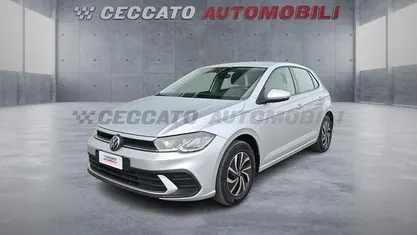 Usata VW Polo Life 95 CV (69 kW) 2023 Argento Utilitaria
