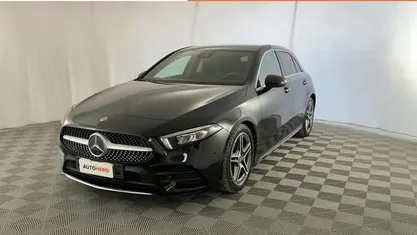 Usata 2019 Mercedes A180 Premium Tre volumi | 21.399 € (Buon prezzo)