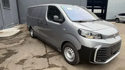 Nuova Toyota Proace 56 kW (77 CV) 2025 Monovolume