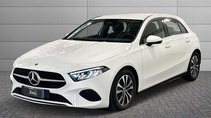 Gebraucht Mercedes A180 Advanced 116 PS (85 kW) 2023 Grau Limousine