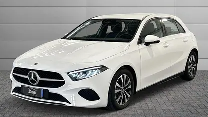 Occasion Mercedes A180 Advanced 116 ch (85 kW) 2023 Gris Berline