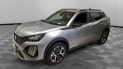 Usata 2025 Peugeot 2008 Allure SUV | 22.360 € (Buon prezzo)