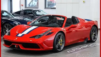 Usata Ferrari 458 600 CV (441 kW) 2015 Rosso Cabrio