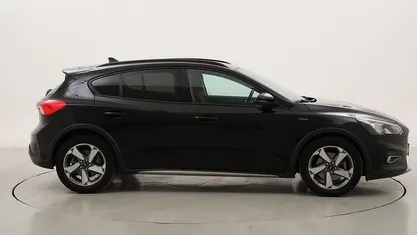 Usata Ford Focus Active 125 CV (91 kW) 2020 Berlina