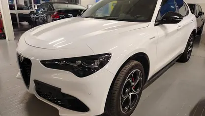 Usata Alfa Romeo Stelvio Veloce 210 CV (154 kW) 2024 SUV